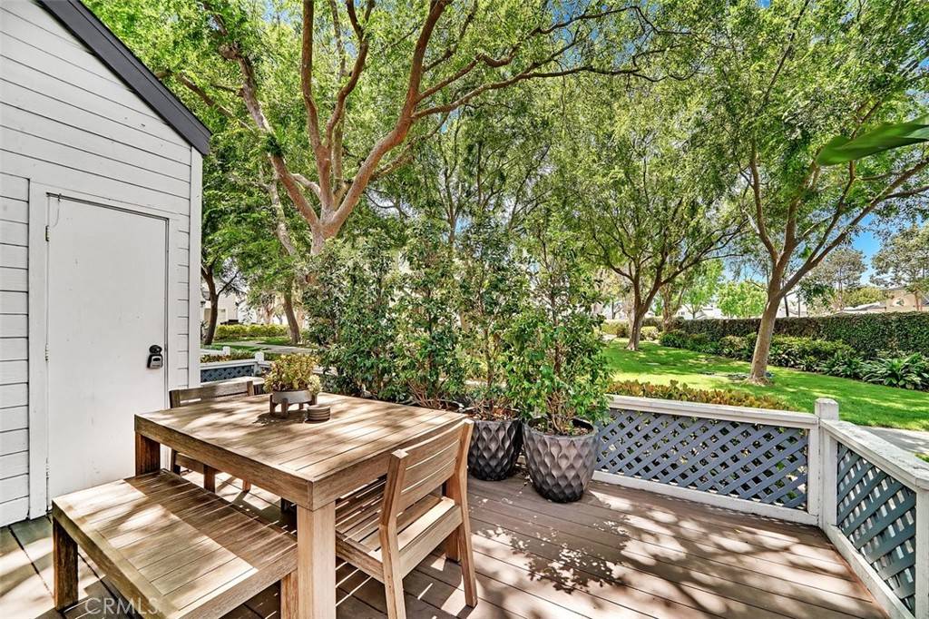 Irvine, CA 92614,645 Springbrook N #21
