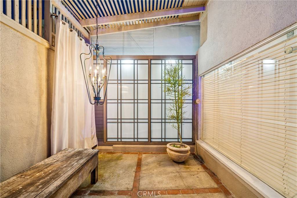 Laguna Beach, CA 92651,31895 Circle DR