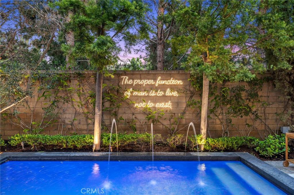 Irvine, CA 92618,24 Tesoro