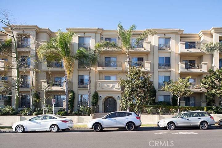 Los Angeles, CA 90025,1417 S Westgate AVE #201