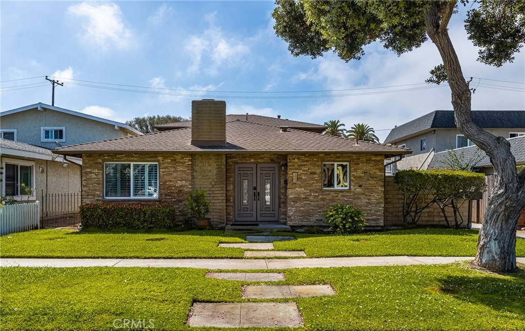 Huntington Beach, CA 92648,522 17th ST