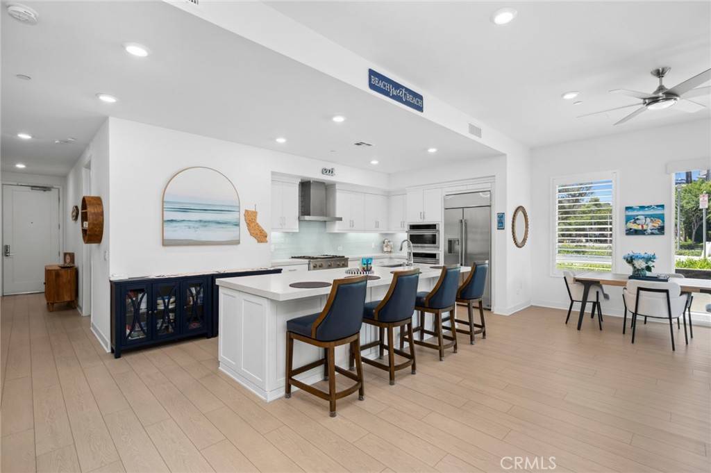 Irvine, CA 92612,3100 Rivington