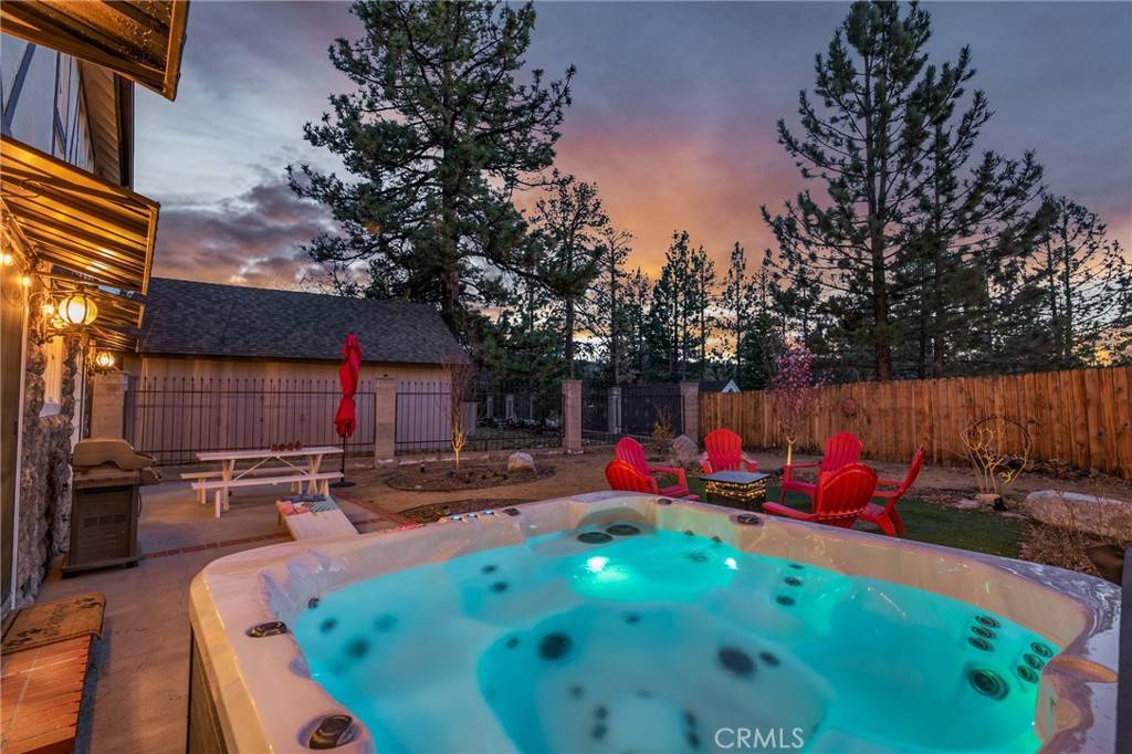 Big Bear Lake, CA 92315,636 Talmadge RD