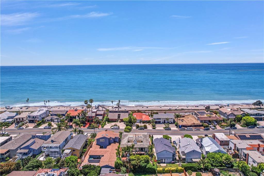 Dana Point, CA 92624,34586 Camino Capistrano #B