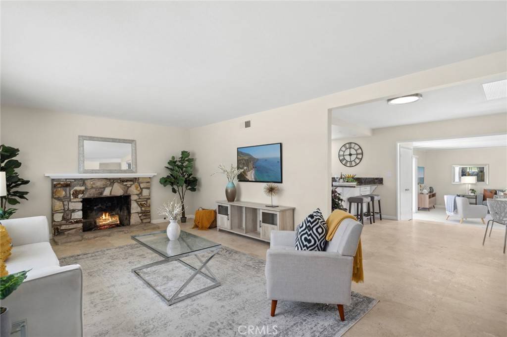 Fountain Valley, CA 92708,18643 Las Flores ST