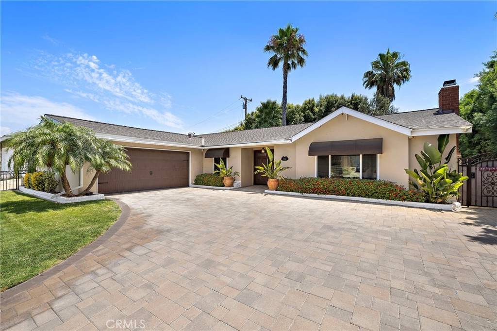Yorba Linda, CA 92886,5742 Casa Loma AVE