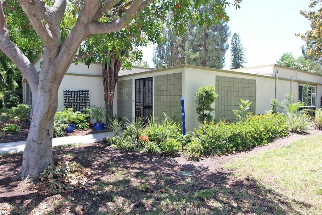 Laguna Woods, CA 92637,170 Avenida Majorca #A