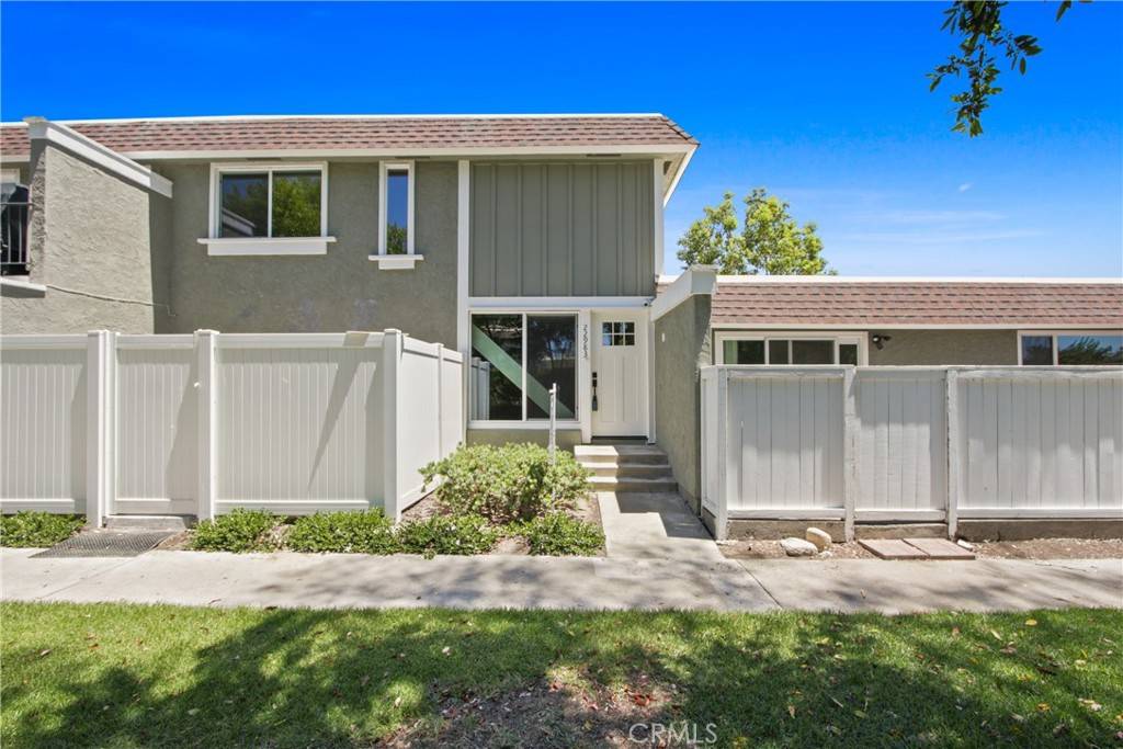 Mission Viejo, CA 92691,22983 Via Cereza #3B