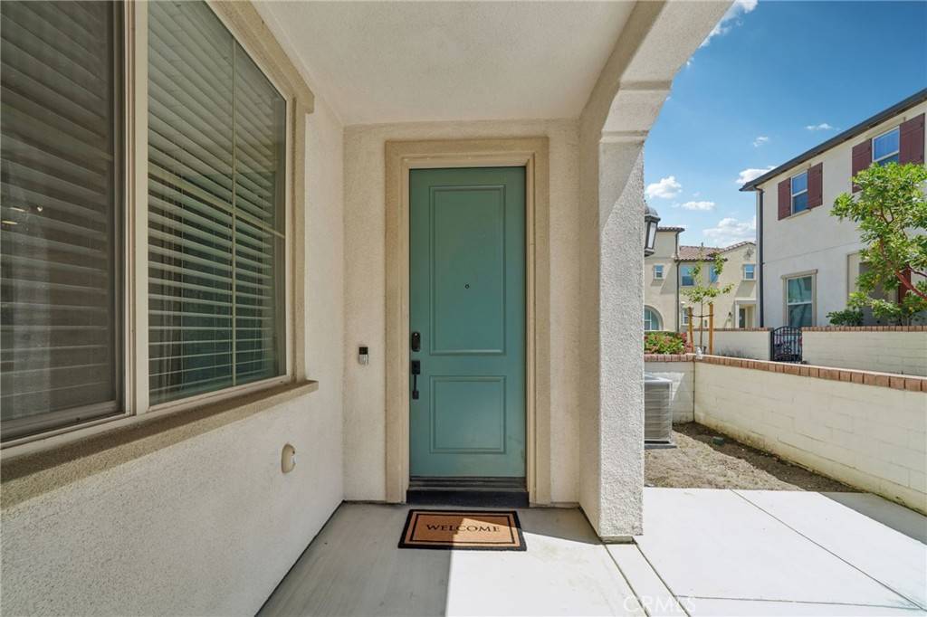 Ontario, CA 91761,2818 E Berry Loop Privado #66