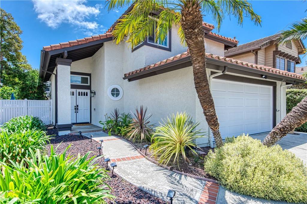 Lake Forest, CA 92679,28752 Vista Santiago RD