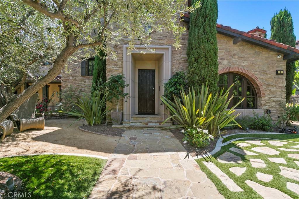 Ladera Ranch, CA 92694,4 Thomas Road