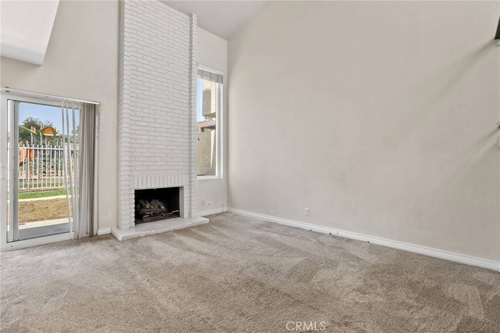 Yorba Linda, CA 92886,19659 Monteano LN