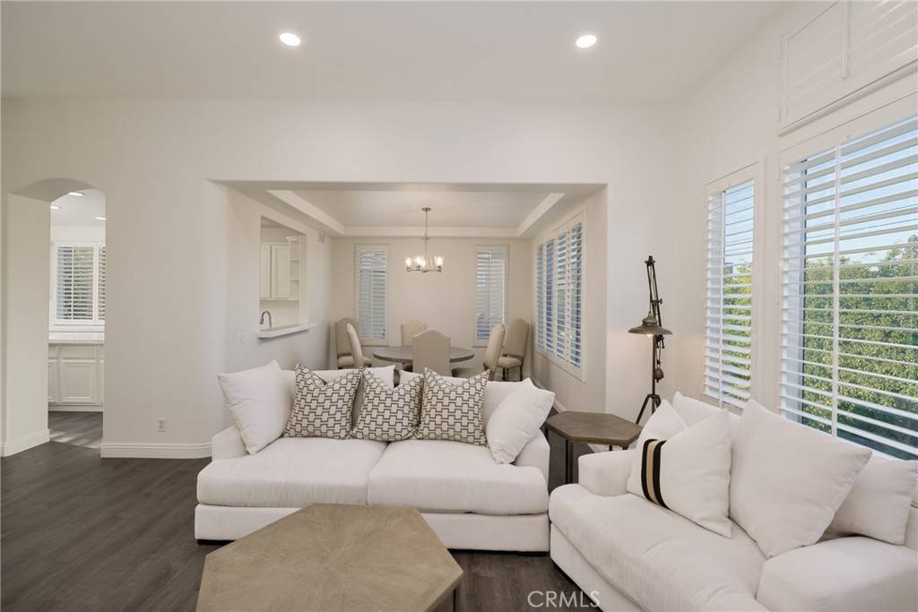 Costa Mesa, CA 92626,3120 Tara
