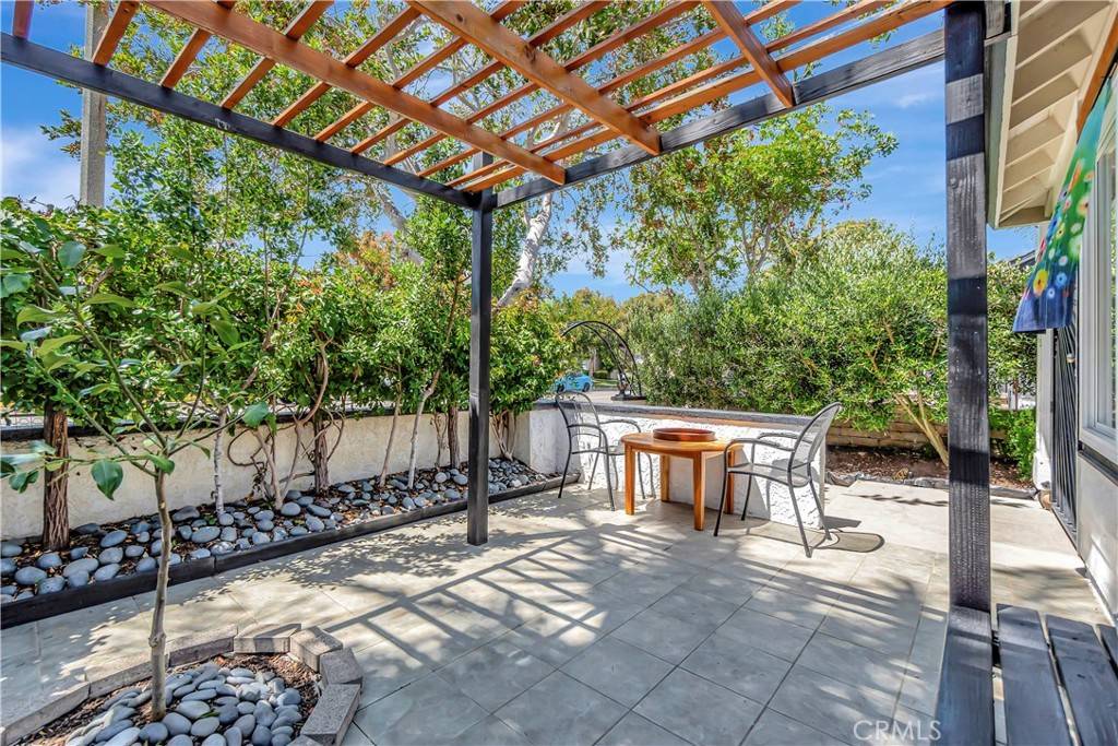 Huntington Beach, CA 92648,516 19th ST