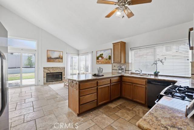 Rancho Santa Margarita, CA 92688,7 Santolina
