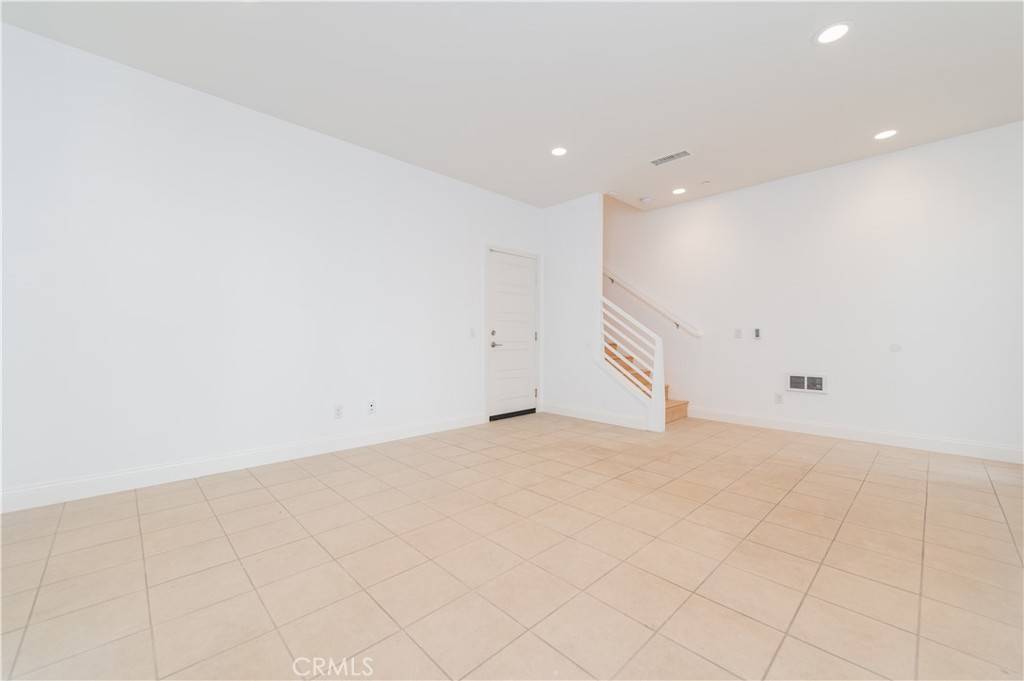 Rancho Cucamonga, CA 91730,9570 Bluewater PL