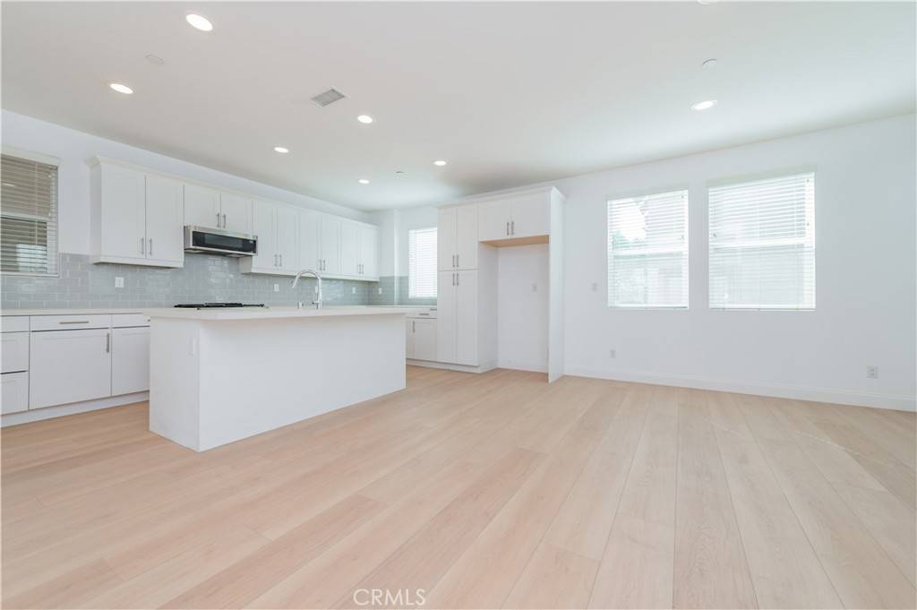 Rancho Cucamonga, CA 91730,9570 Bluewater PL