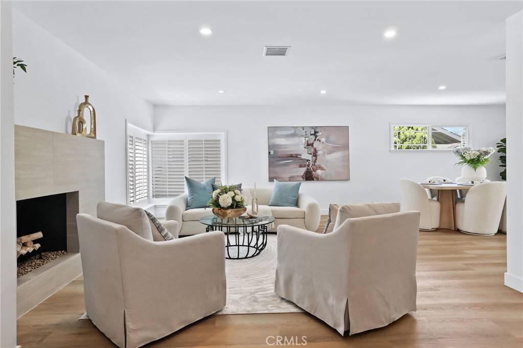 Santa Ana, CA 92706,2134 N Towner ST