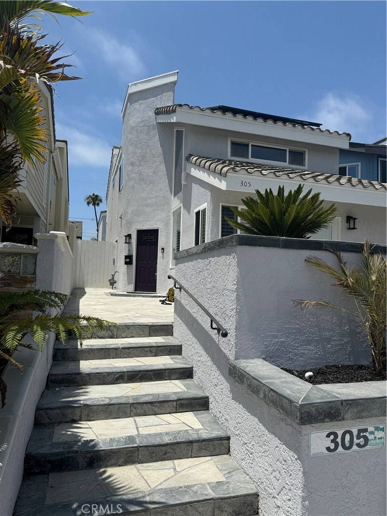 Huntington Beach, CA 92648,305 21st ST