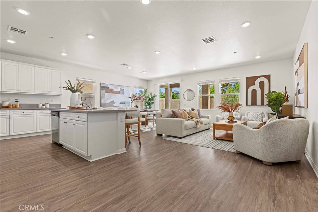 Ontario, CA 91762,4733 S Rogers WAY