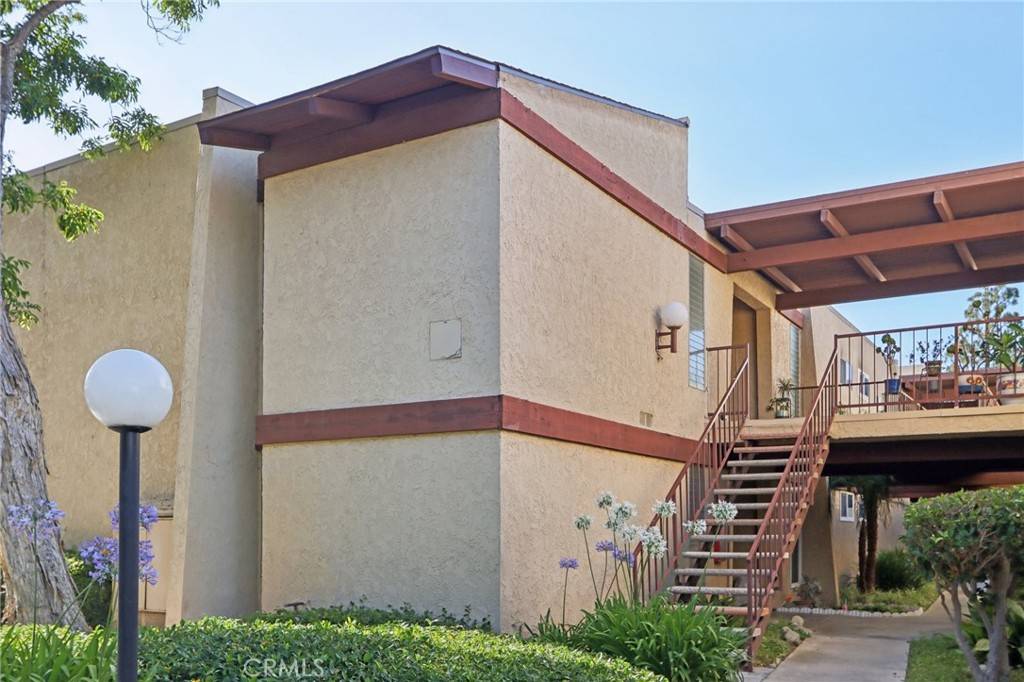 Santa Ana, CA 92707,1010 W Macarthur BLVD #24