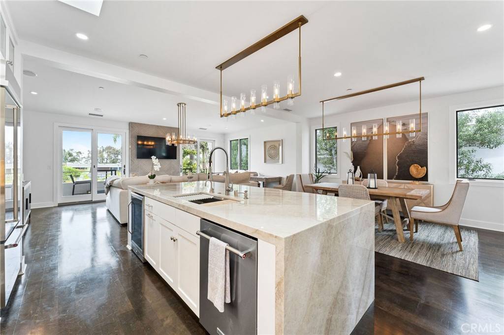 Corona Del Mar, CA 92625,444 Morning Canyon RD