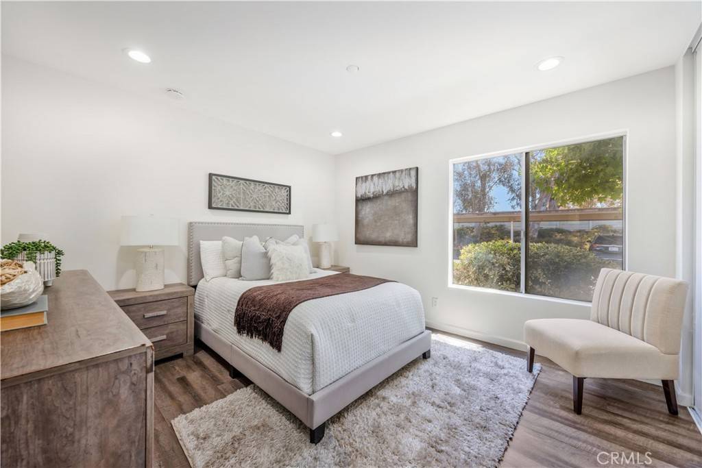 Irvine, CA 92614,73 Rockwood #38