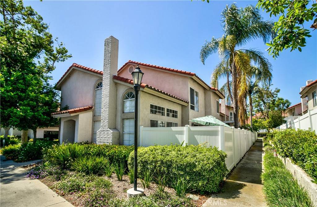 Rancho Santa Margarita, CA 92688,10 Buttercup