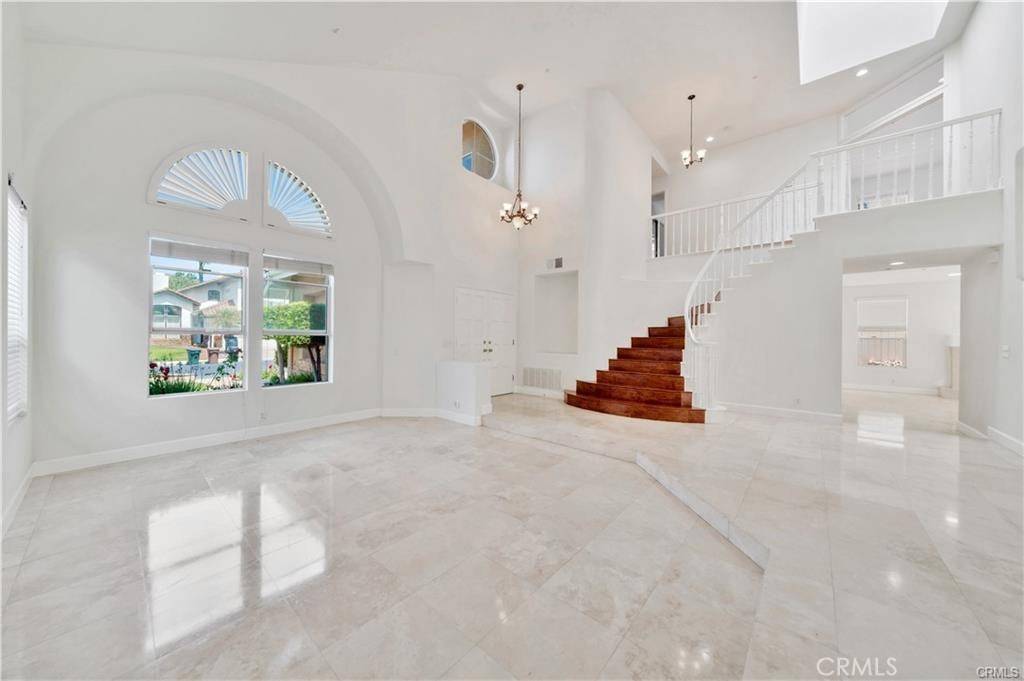 San Clemente, CA 92673,1611 Via Sage