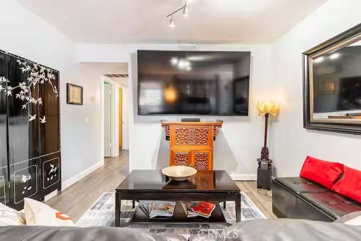 San Diego, CA 92104,3736 Mississippi ST
