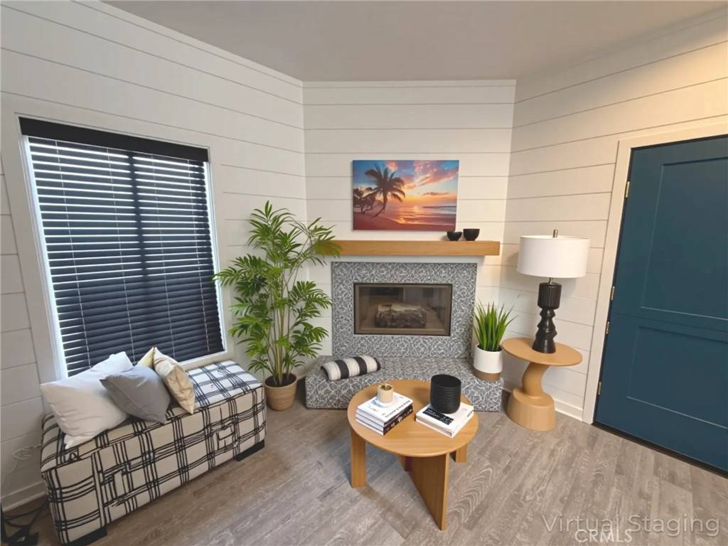 Newport Beach, CA 92663,410 Clubhouse AVE