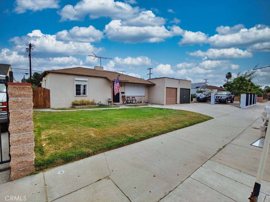 South Gate, CA 90280,13636 Garfield AVE