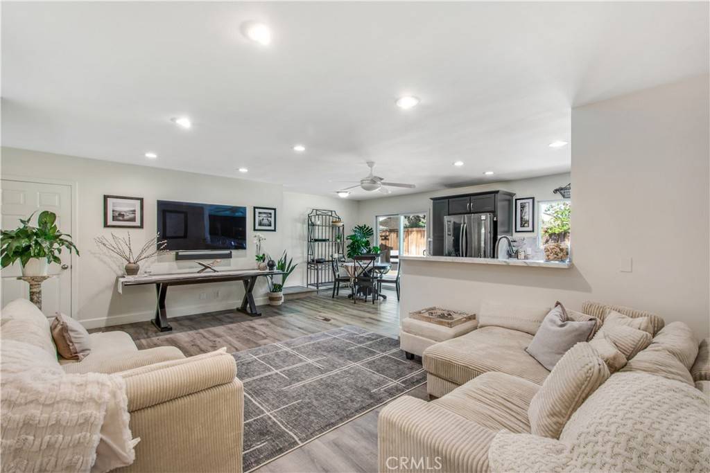 Newport Beach, CA 92660,1212 Dover DR