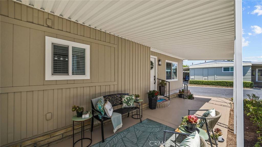 Yorba Linda, CA 92886,16950 Lake Park WAY #7
