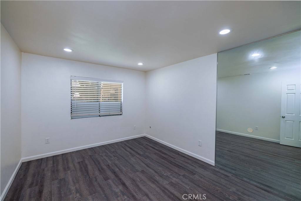 Santa Ana, CA 92706,1806 N Fairview ST #J