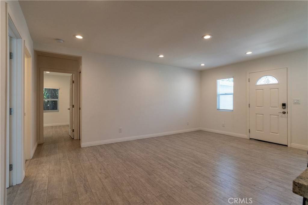 Wilmington, CA 90744,1736 Eudora