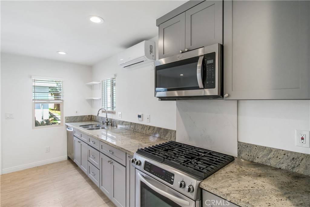 Wilmington, CA 90744,1736 Eudora
