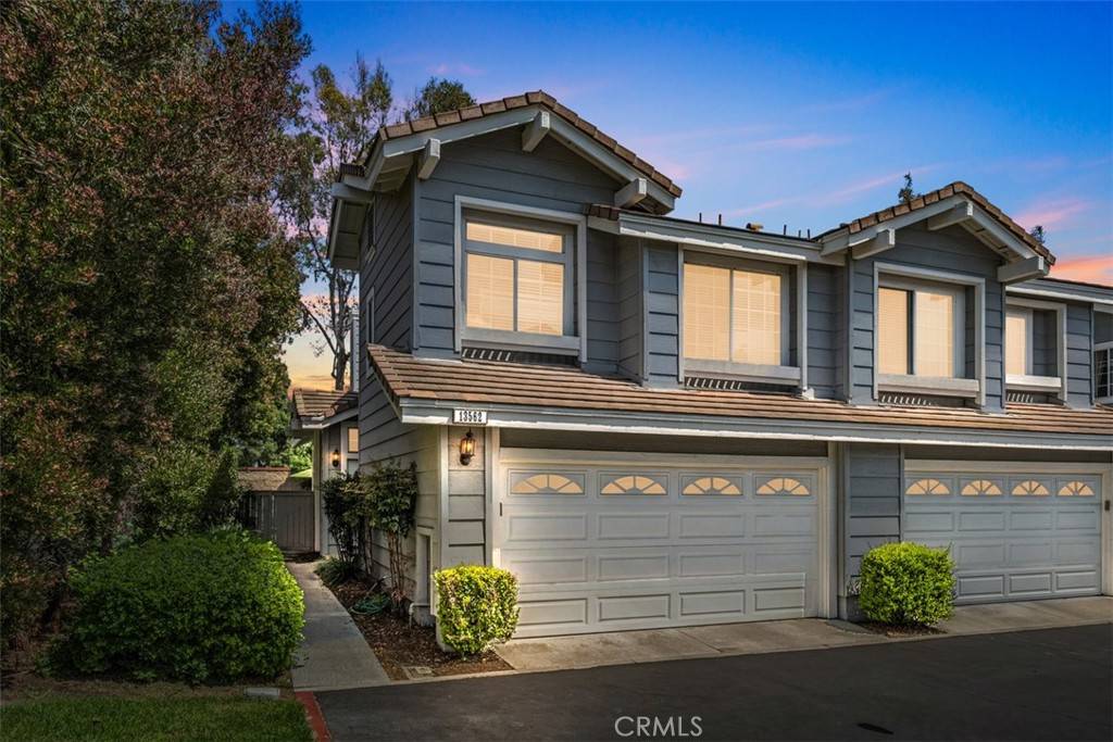 Tustin, CA 92782,13562 Mahogany PL