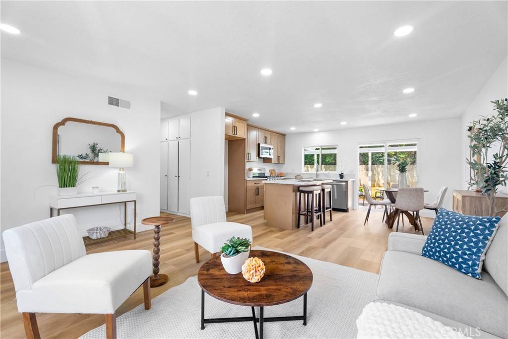 Irvine, CA 92604,14871 Pinehaven RD