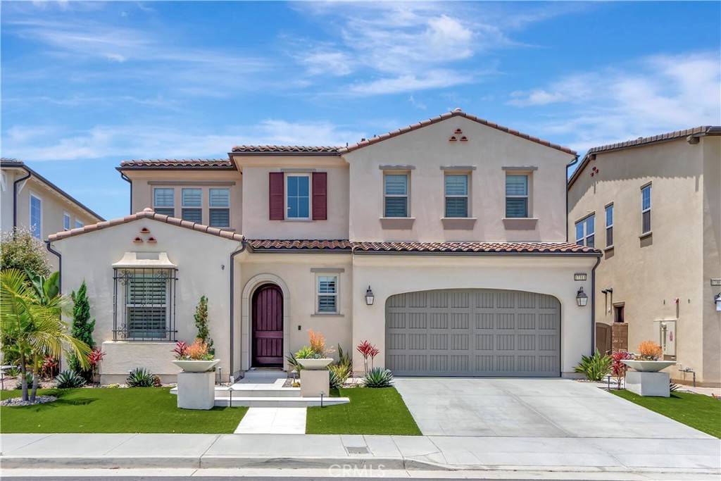 Huntington Beach, CA 92649,17311 Juniper LN