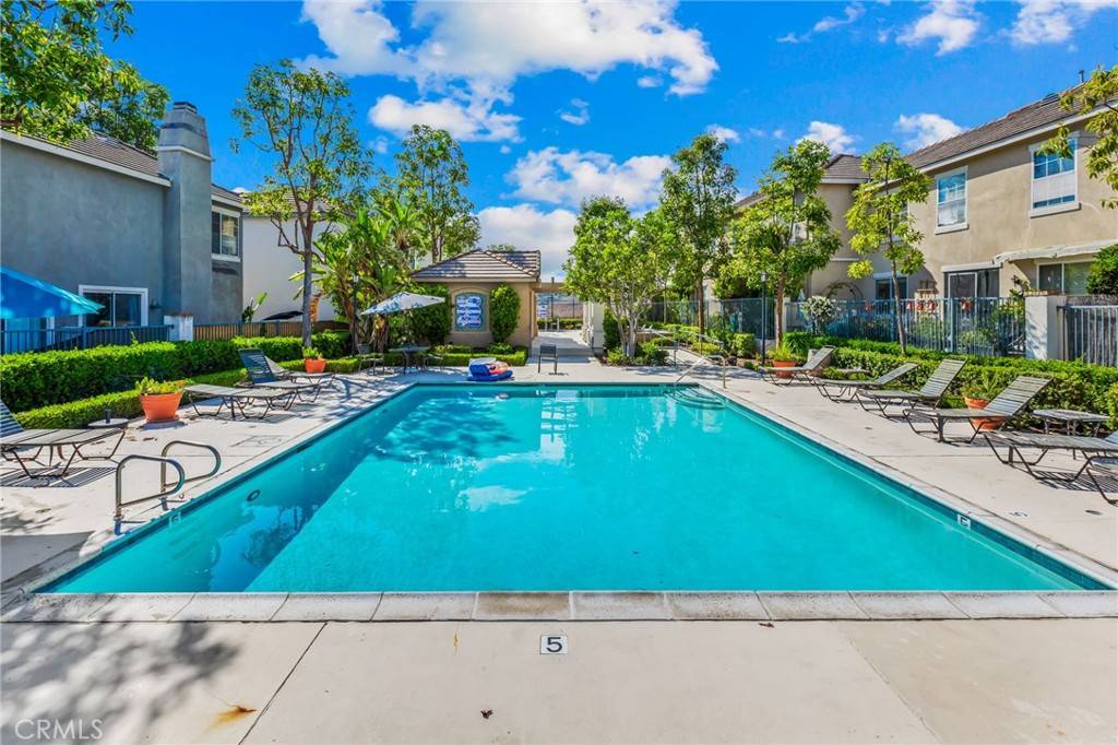 Rancho Santa Margarita, CA 92688,42 Seacountry LN