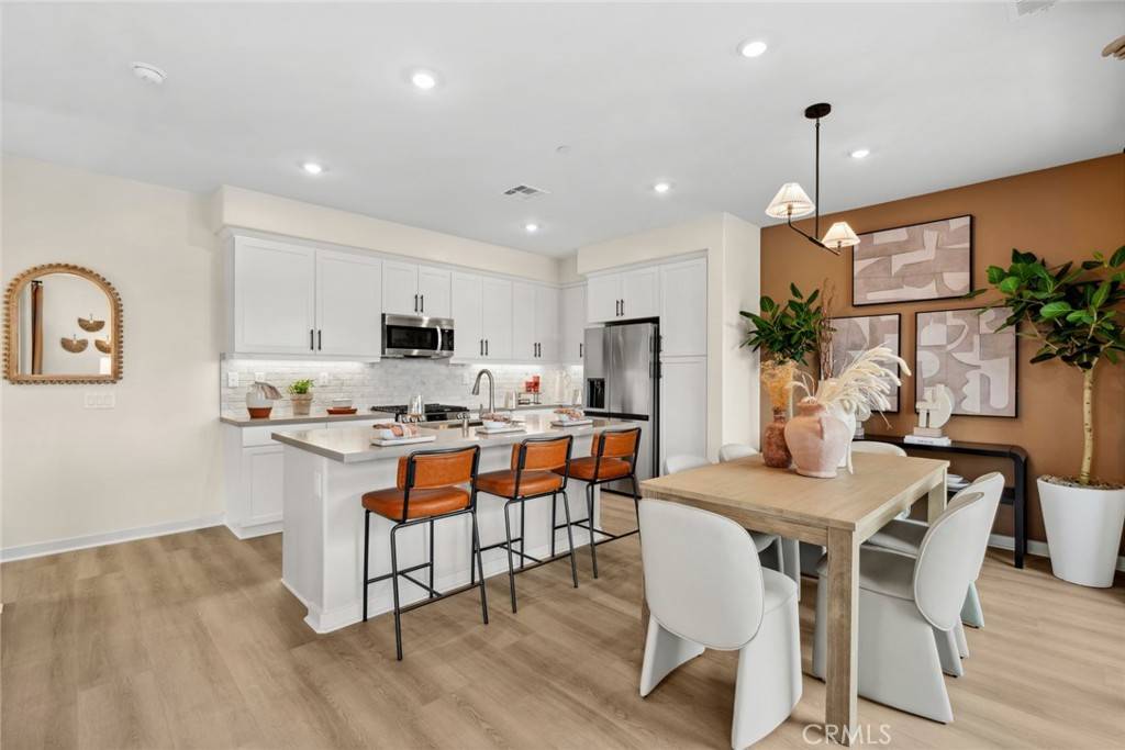 El Monte, CA 91732,12248 Mirasol LOOP #B