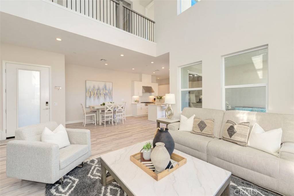 Lake Forest, CA 92630,111 Edna Pkwy