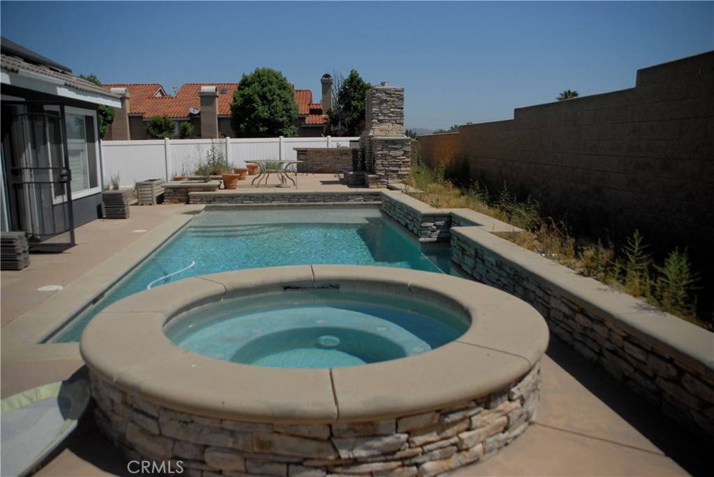 Corona, CA 92881,2007 Aberdeen DR