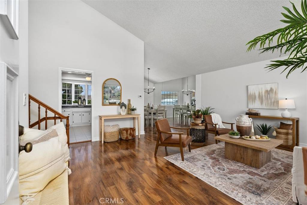 Westminster, CA 92683,5562 Quincy CIR