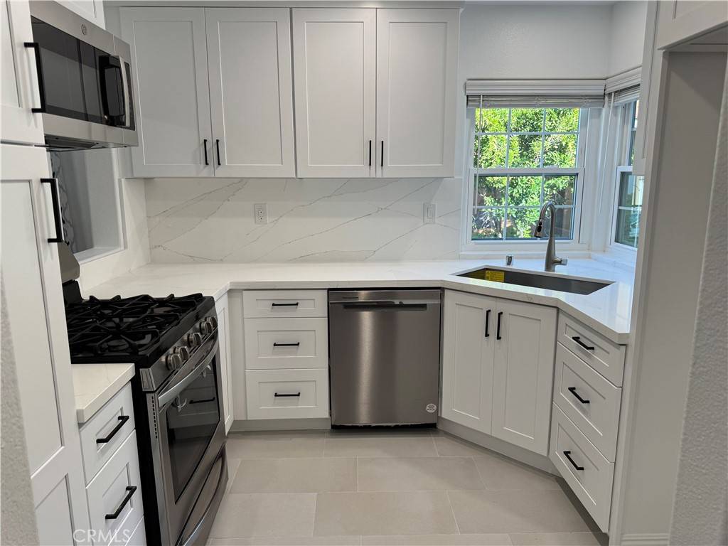 Aliso Viejo, CA 92656,172 Matisse CIR #118