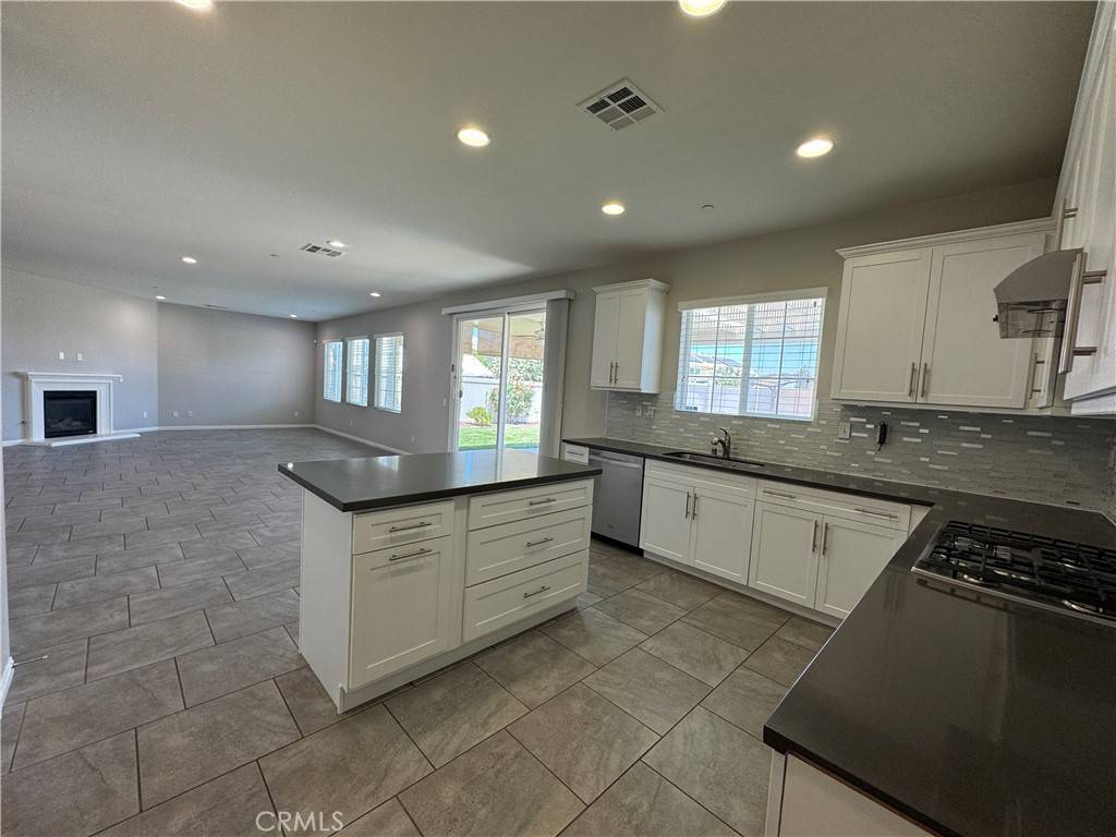 Perris, CA 92570,3469 Presidio LN