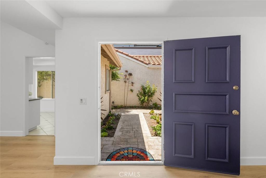Lake Forest, CA 92630,21702 Superior LN