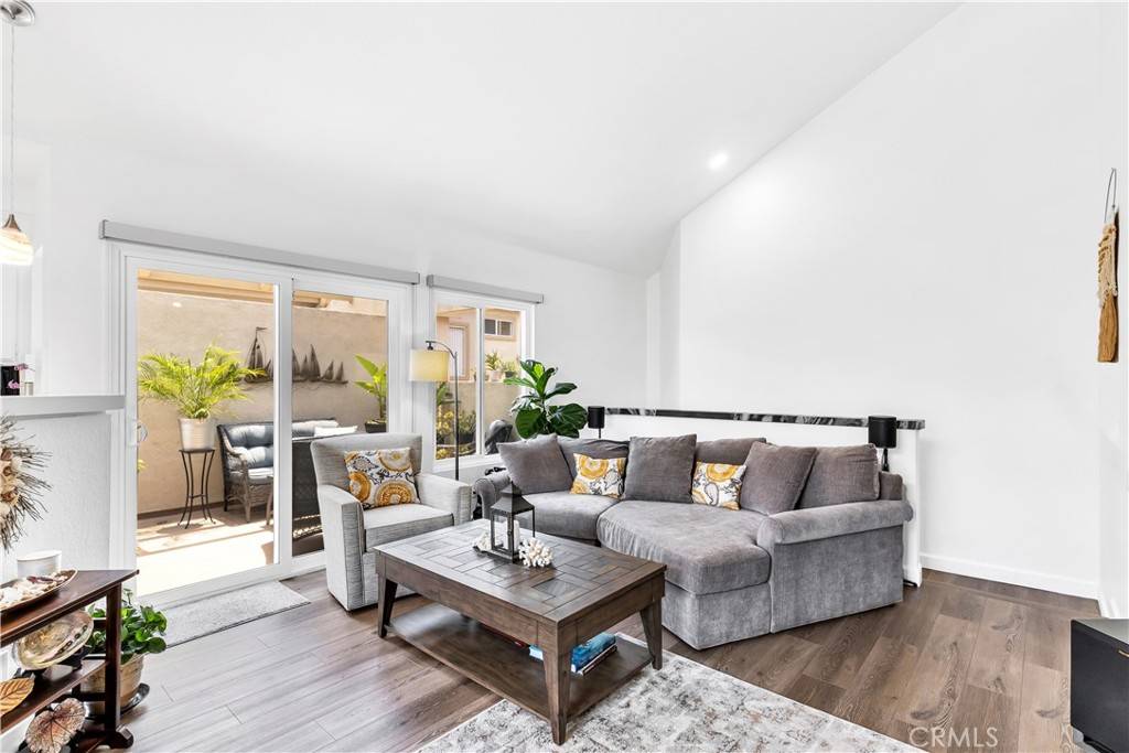 Laguna Niguel, CA 92677,2 Daytona #129