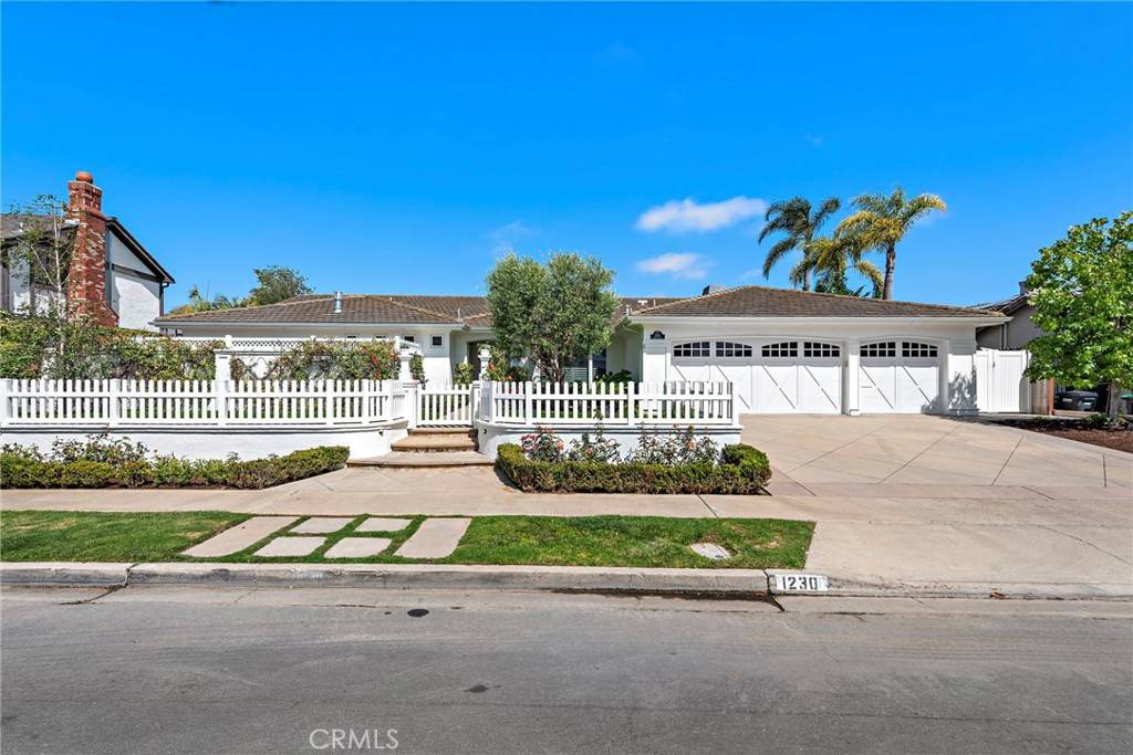 Newport Beach, CA 92660,1230 Santiago DR